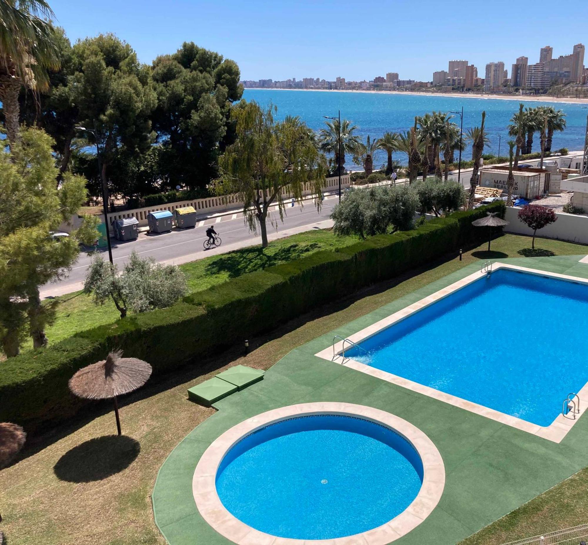 אל קאמפיו B L U E: Muchavista Sea View Apartment מראה חיצוני תמונה