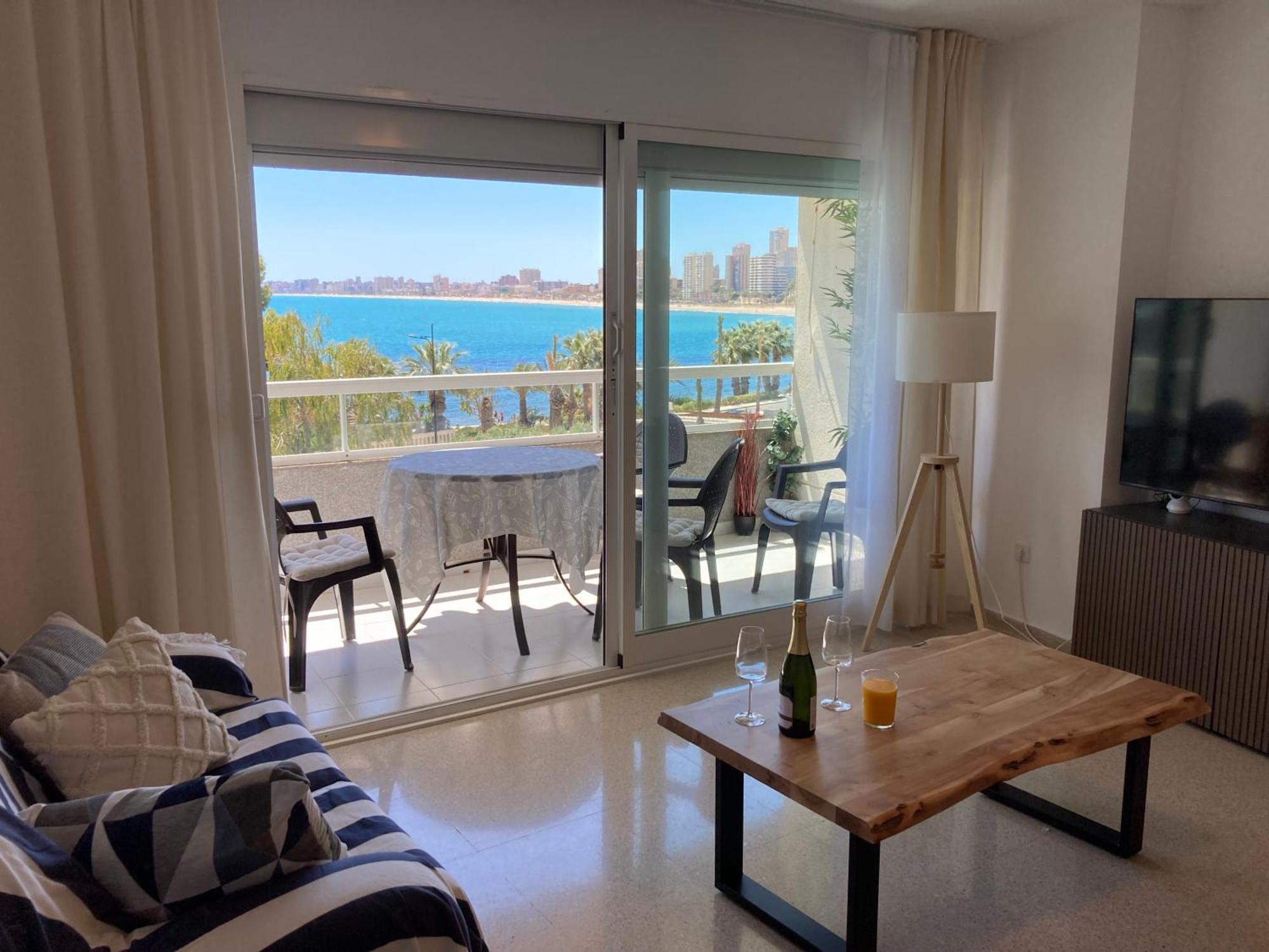 אל קאמפיו B L U E: Muchavista Sea View Apartment מראה חיצוני תמונה